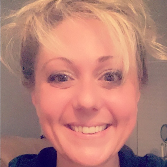laurieleskanic